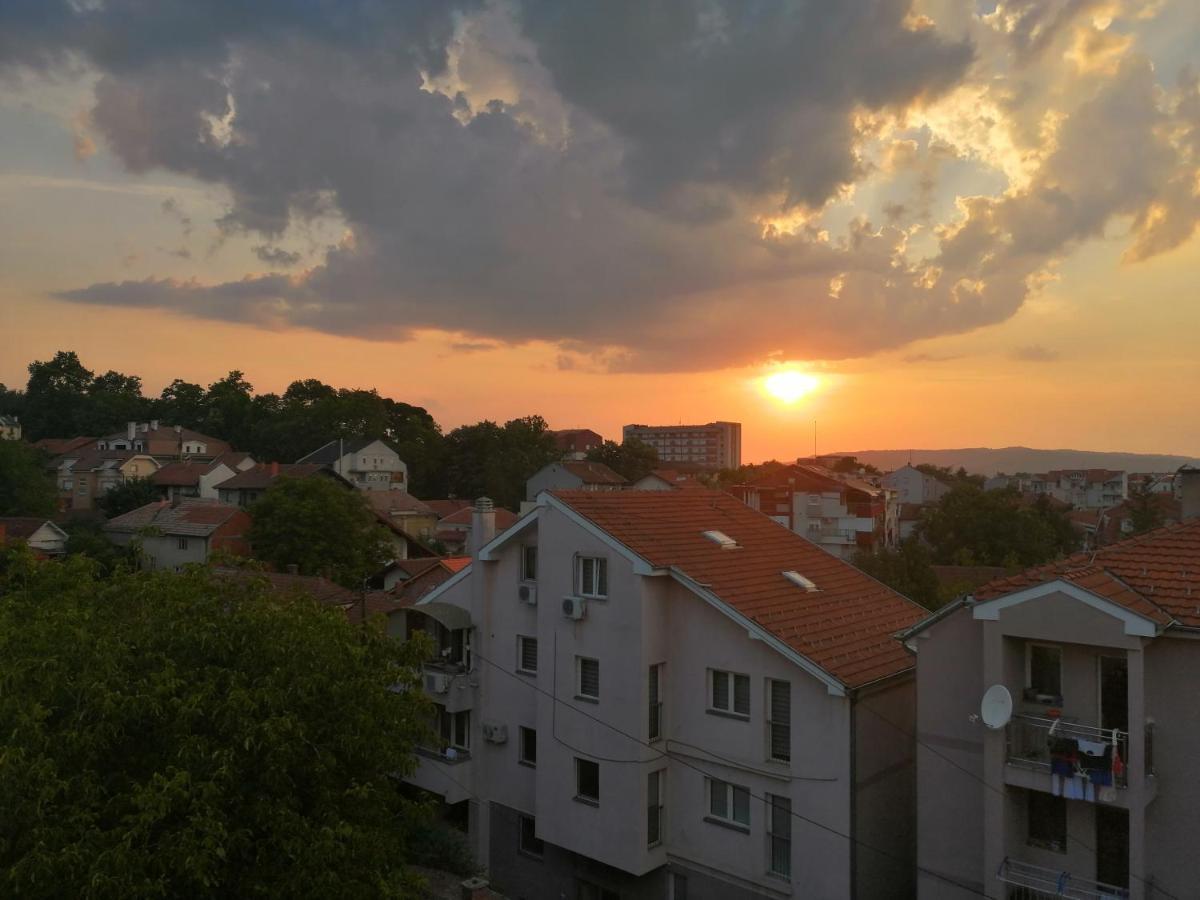 Apartman Mia Centar Kruševac Exteriör bild