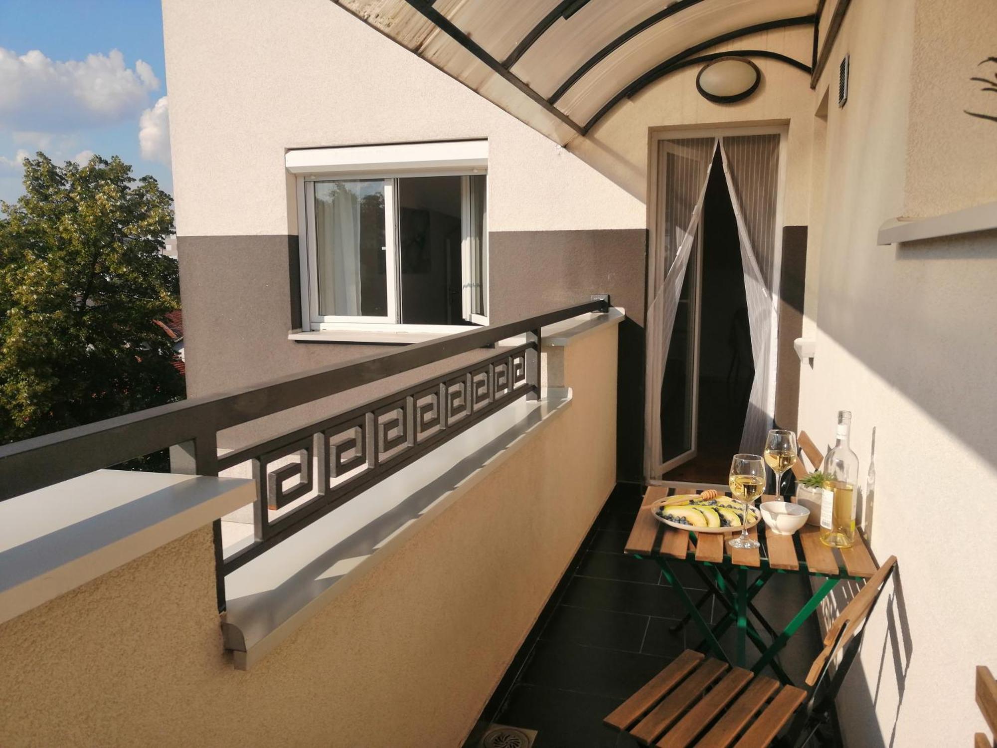 Apartman Mia Centar Kruševac Exteriör bild