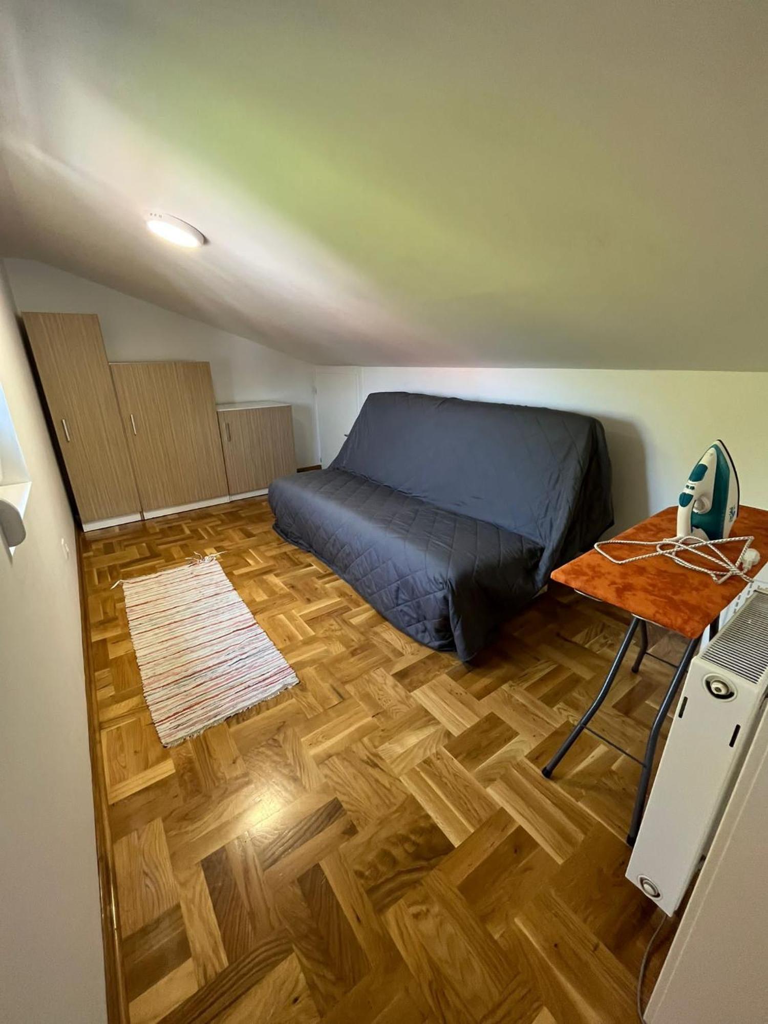 Apartman Mia Centar Kruševac Exteriör bild